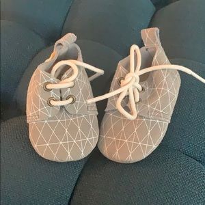 Piper Finn Size 1 Grey and White Shoes